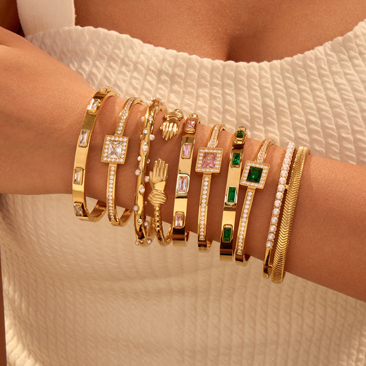 Pulsera Minimalista Cuadrada de Acero Inoxidable con Circonita Verde Esmeralda para Mujer con Acabado Chapado