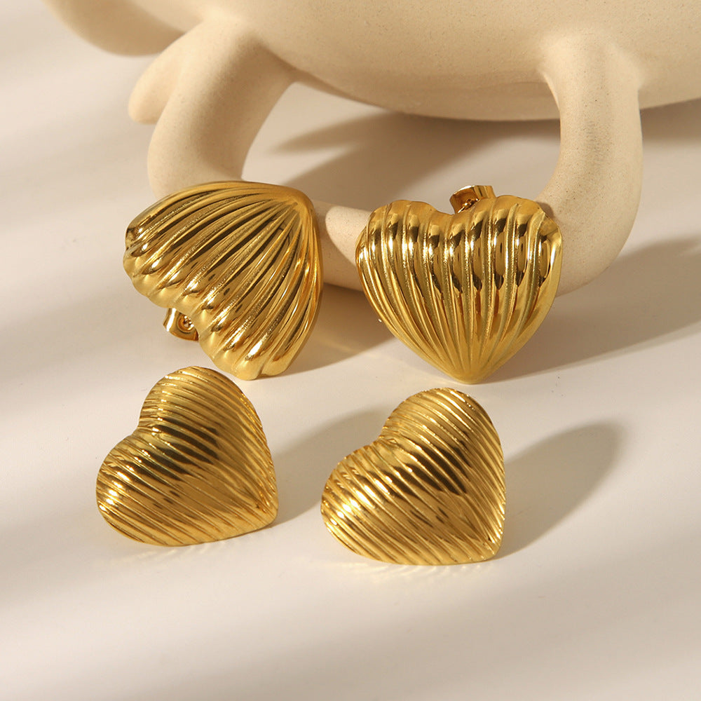 Trendy Minimalist Heart Shaped 18K Gold Plated Stainless Steel Earrings with Linear Texture for Women