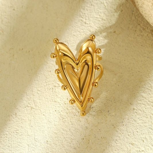 Retro French Style Heart-Shaped Titanium Steel Ring with Plating Finish for Women, Fashionable Minimalist Luxury Band