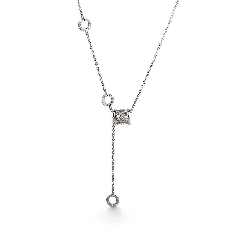 Collana con Ciondolo Minimalista a Forma di Coniglio in Acciaio al Titanio con Finitura Placcata Oro per Donna e Uomo, Delicata Catena alla Clavicola per Maglioni