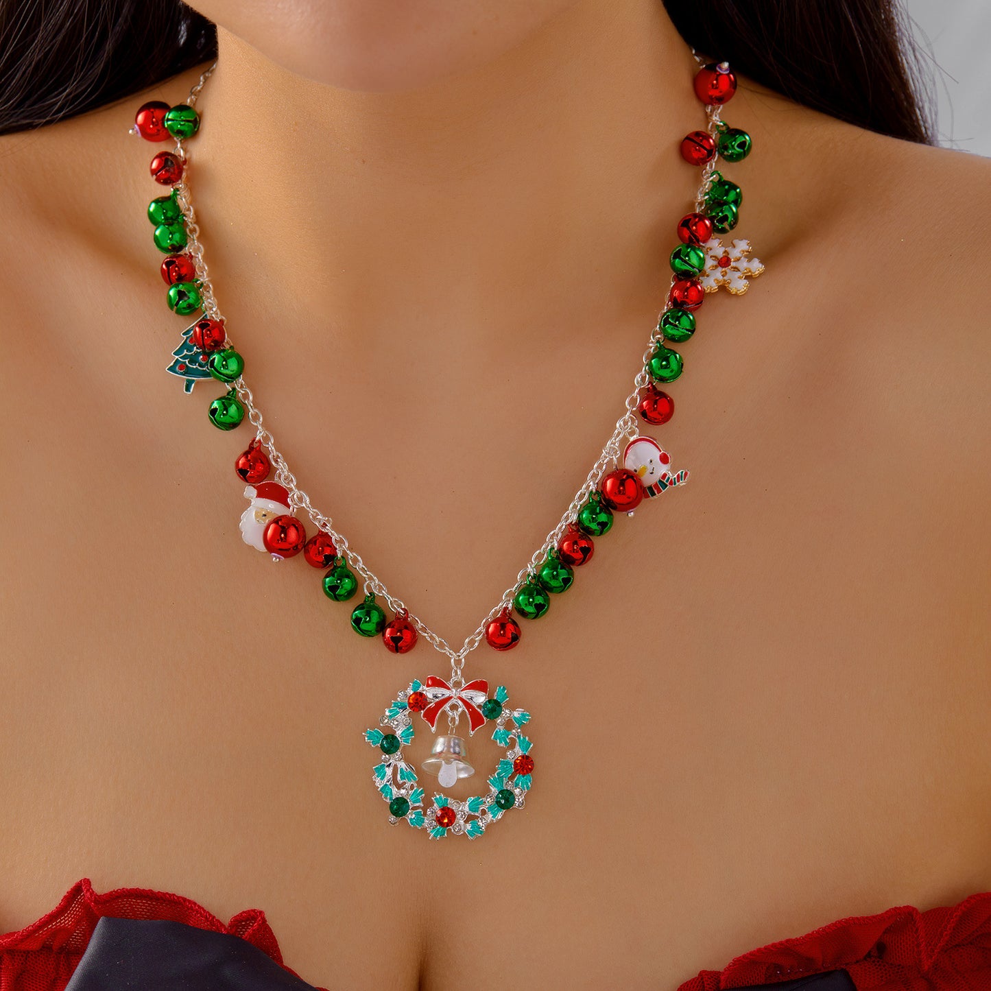Collana con Ciondolo a Ghirlanda Natalizia alla Moda con Motivi di Campanella di Babbo Natale e Fiocco di Neve da Donna, Collana Placcata in Lega di Zinco per Regali di Natale