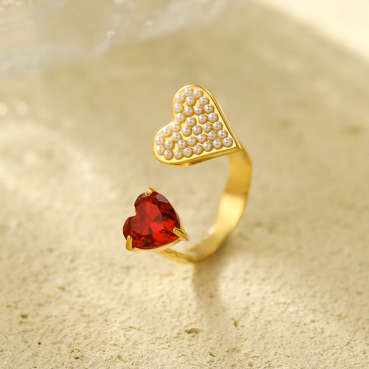 Anello Elegante Regolabile in Acciaio al Titanio Ispirato alla Francia per Donna con Forma a Cuore e Intarsio di Strass
