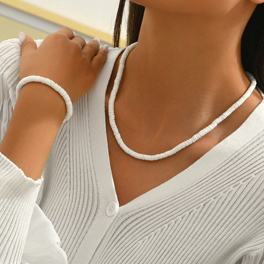 Geometric Vacation Style Woven Shell Pendant Necklace Set for Women with Clavicle Chain and Bracelet