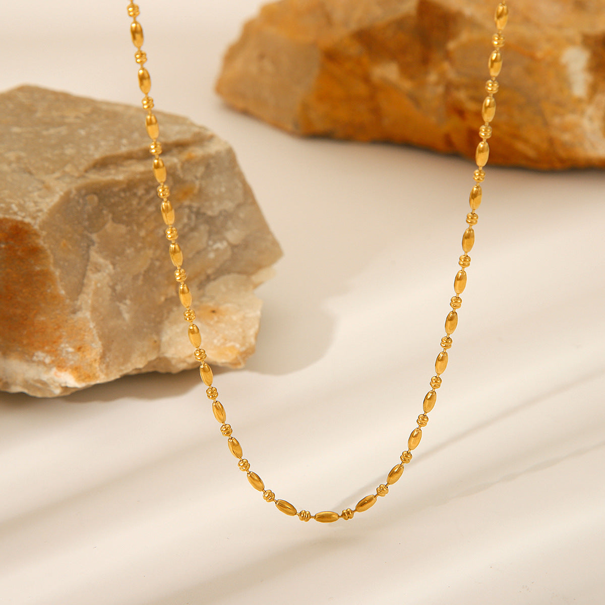 Minimalist Ins Style Oval Bead Titanium Steel Plated 18K Gold Stainless Steel Clavicle Necklace for Women