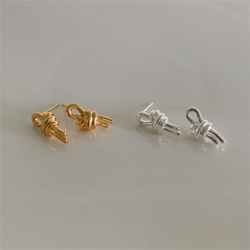 Minimalist Sweet 925 Sterling Silver Plated Geometric Letter Knot Stud Earrings