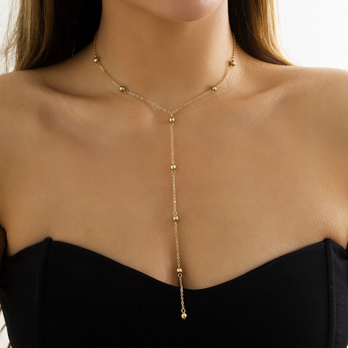 Collana a pendente minimalista a Y da donna con catena in lega di zinco placcata e nappe con strass