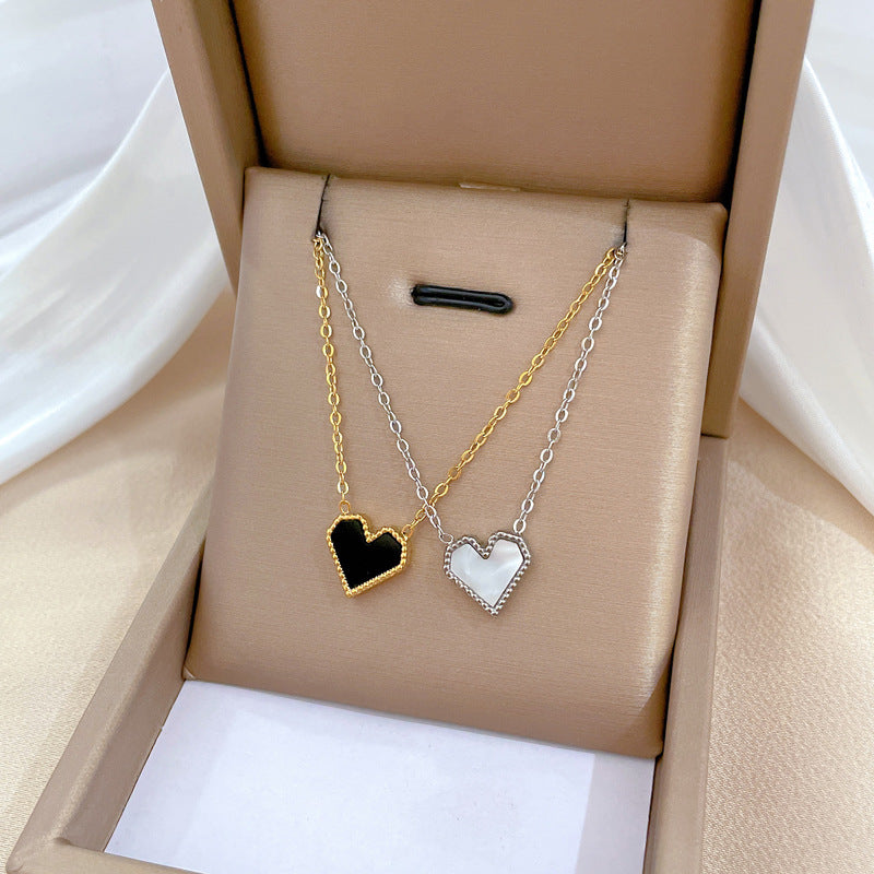 Minimalist Titanium Steel Heart-Shaped Pendant Necklace for Women and Men with Gold Plating and Mother-of-Pearl Inlay, Adjustable Chain up to 50 cm