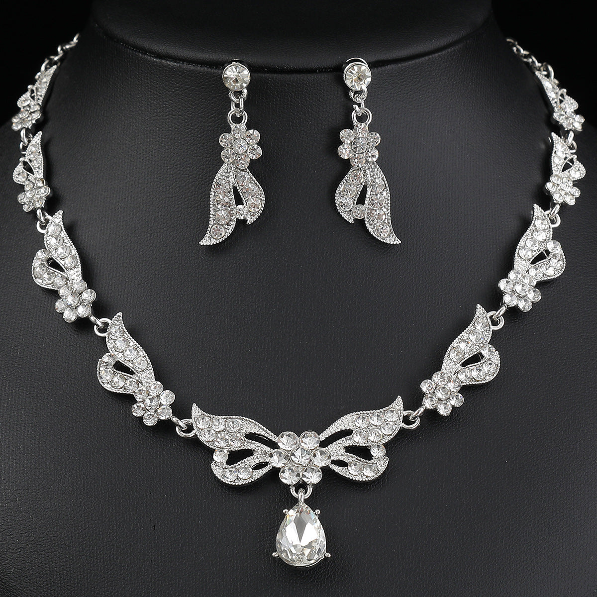 Elegant Bowknot Crystal-Embellished Alloy Necklace Set with Butterfly and Musical Note Motifs for Women