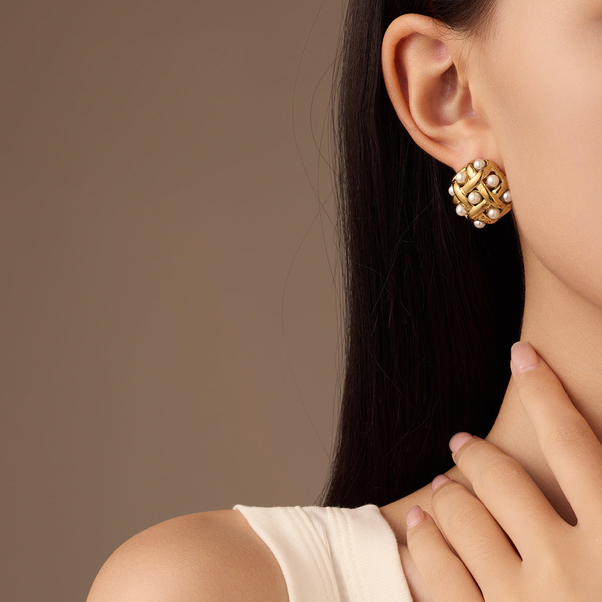 Aretes cuadrados de acero inoxidable con perlas y diseño minimalista vintage para mujer