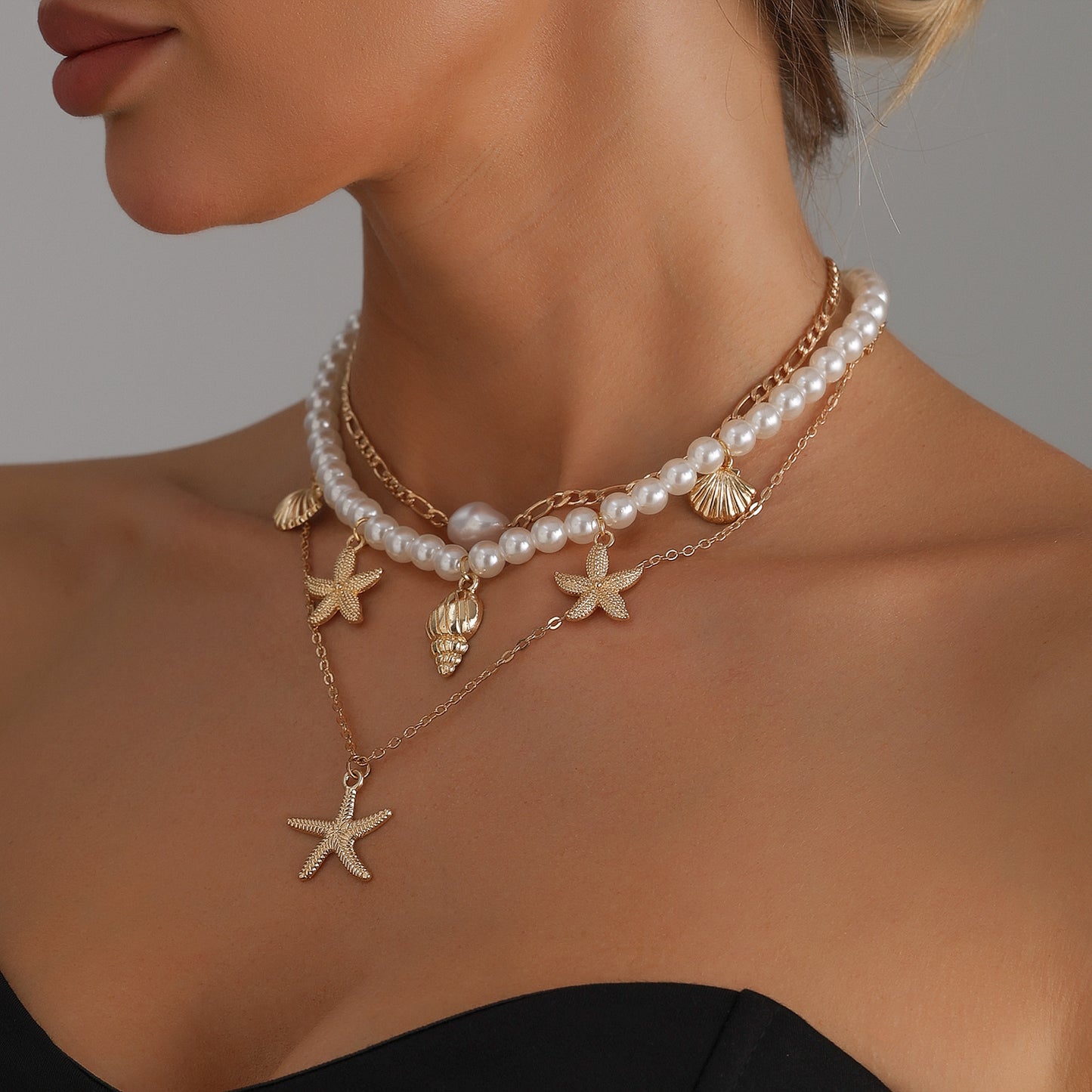 Collar de mujer con colgante de estrella de mar, a la moda, de aleación de zinc con acabado chapado, cadena con medallón de diseño geométrico para vacaciones de verano en la playa