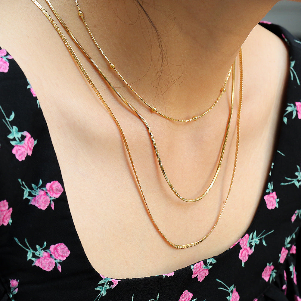 Collana Minimalista Geometrica Stratificata da Donna in Acciaio Inossidabile Placcato Oro 18K con Catena Serpente Girocollo