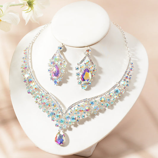 Luxury Elegant Rhinestone Plated Heart Teardrop Round Oval Pendant Necklace and Earrings Set for Women