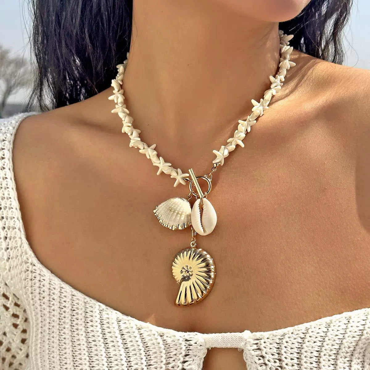 Collana pendente Bohemian di lusso con conchiglia a stella marina e conchiglia geometrica fatta a mano in lega per donna