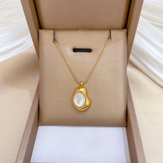 Cadena de Clavícula de Acero Inoxidable con Diseño Floral Geométrico Minimalista