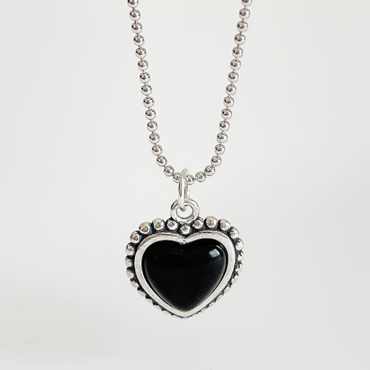 Collar con colgante de corazón de plata de ley S925, joyería vintage artística geométrica moderna para mujer