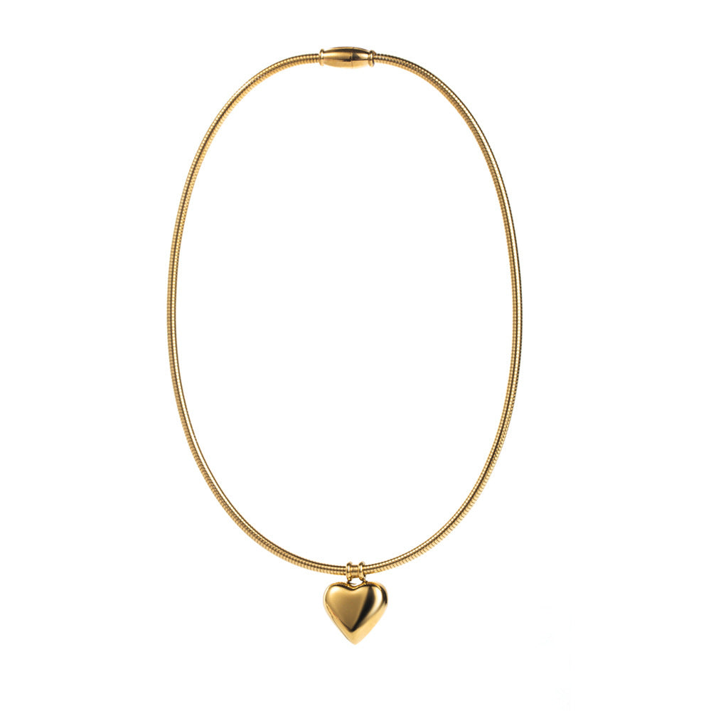 Collana placcata in acciaio inossidabile a forma di cuore, dolce e grintosa, da donna, con estetica minimalista e design a catenina sottile all'altezza della clavicola