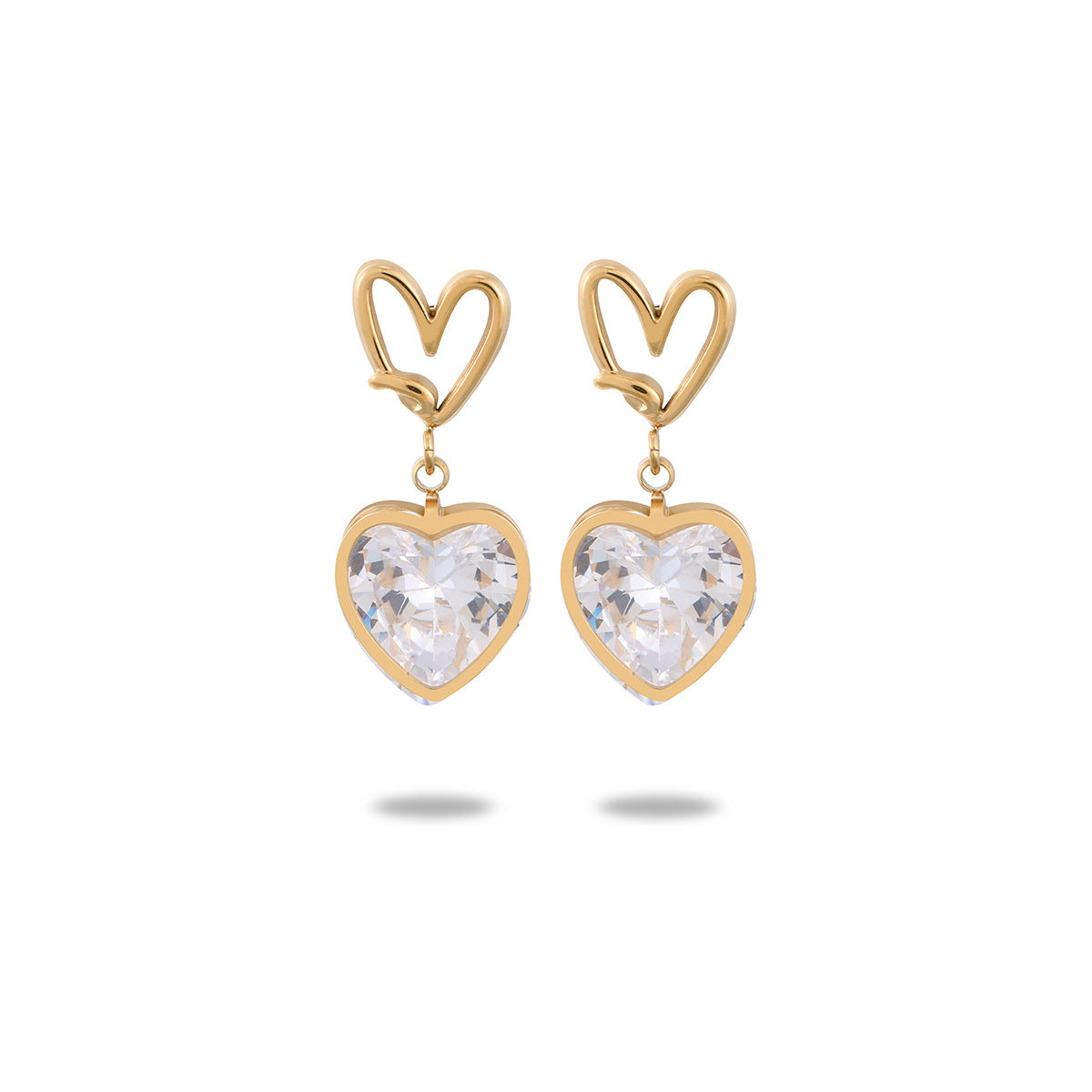Orecchini da donna alla moda placcati in oro 18 carati in acciaio al titanio con zirconia incastonata a forma di cuore