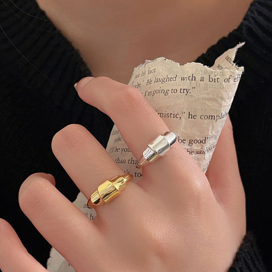 Minimalist Irregular Heart-Shaped 925 Sterling Silver Ring with Beveled Square Accents for Women