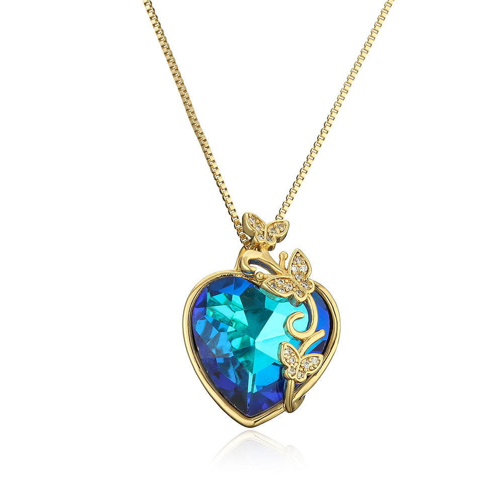 Minimalist Heart-Shaped Cubic Zirconia Pendant Necklace for Women with Copper Chain