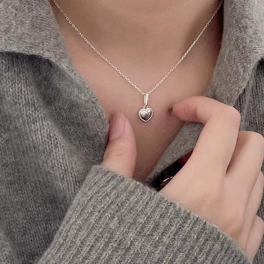 Minimalist Heart-Shaped 925 Sterling Silver Necklace with Geometric Design and Delicate Pendant