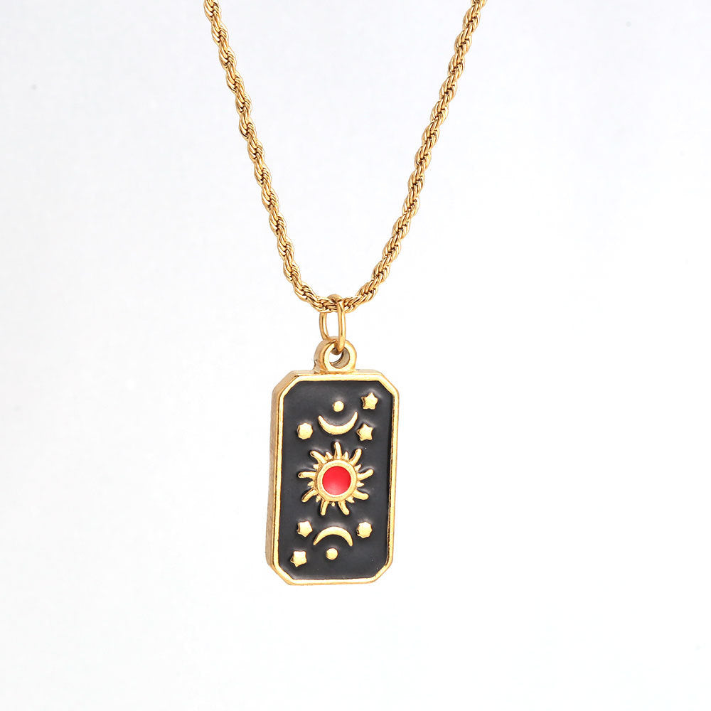 Elegante collar vintage de acero inoxidable con colgante cuadrado de esmalte de tarot con motivos de estrella y sol en cadena trenzada para mujer