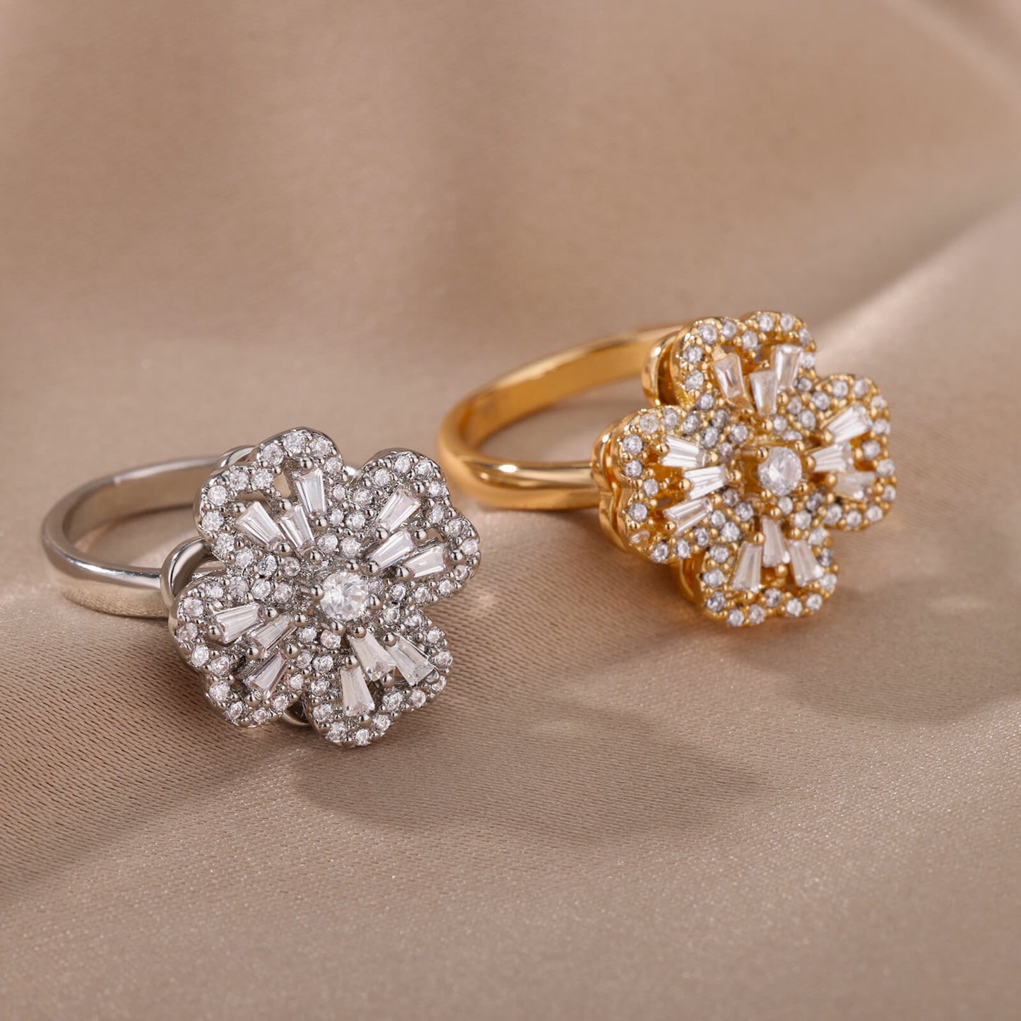 Anillo minimalista de acero de titanio con forma de trébol y circonita incrustada para mujer, diseño de banda abierta ajustable