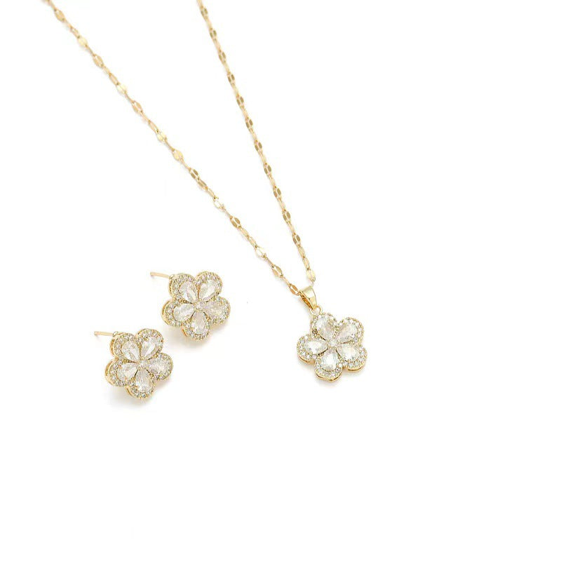 Minimalist Floral Zirconia Necklace for Women with Titanium Steel Pendant and Plated Snake Chain