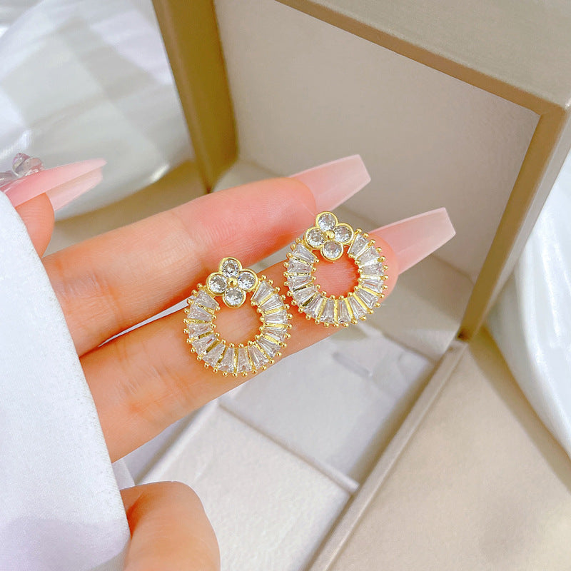 Geometric Stud Earrings for Women with Plated Copper Design, Elegant Long Tassel Drop Earrings, Sweet Style Jewelry