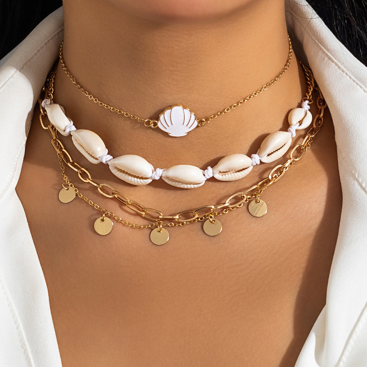 Retro Beach-Themed Star and Shell Pendant Necklace in Zinc Alloy with Plated Finish for Women