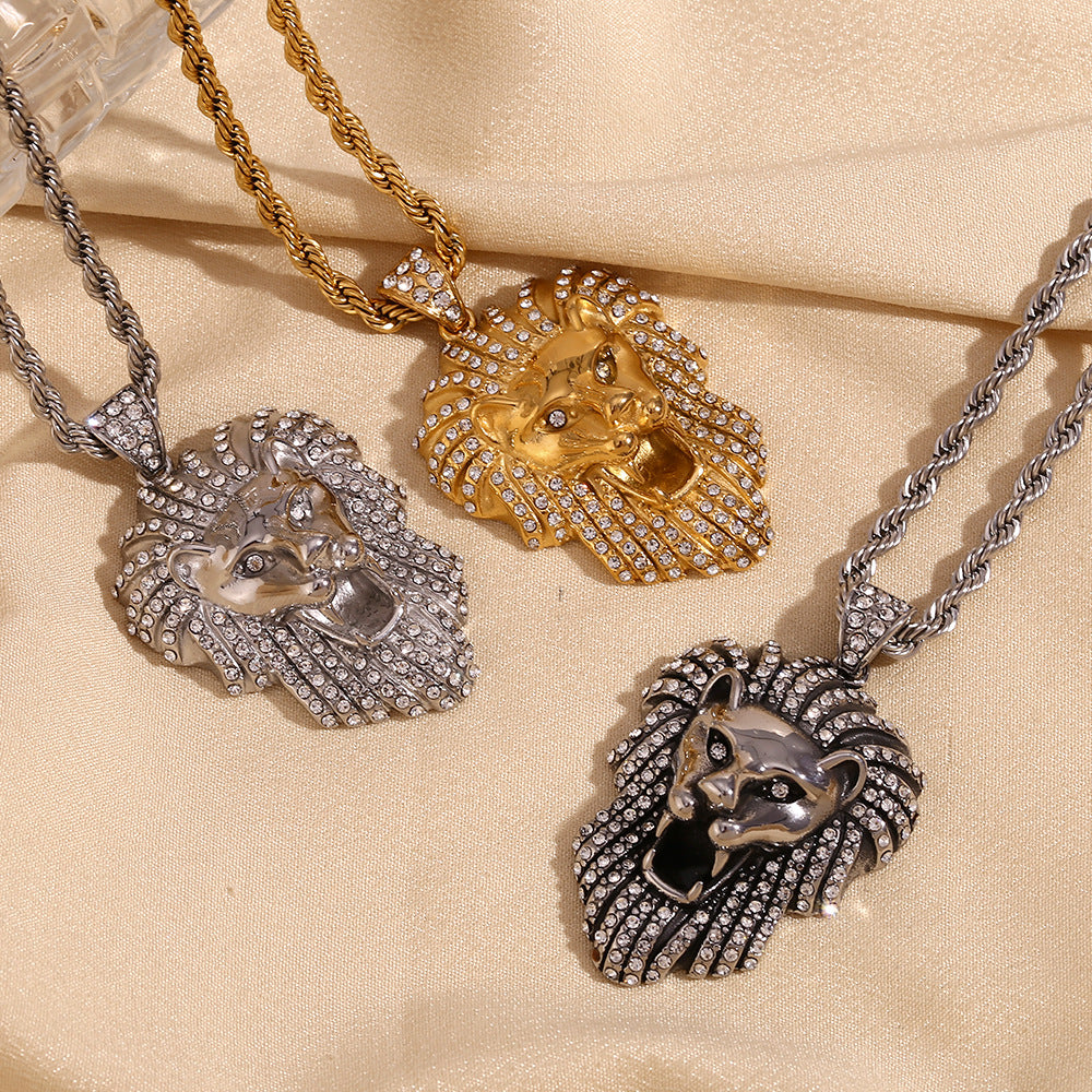 Collana con Pendente a Forma di Leone in Stile Hip Hop da Uomo con Corpo in Acciaio Inossidabile, Pendente in Acciaio al Titanio Elettroplaccato Oro 18K, Catena Intrecciata con Strass Incrostati