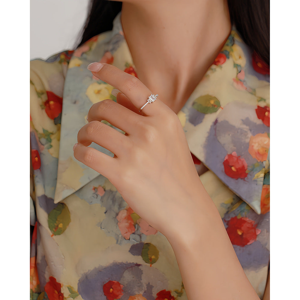 Luxury 925 Sterling Silver Square Geometric Ring with Cubic Zirconia Inlay for Women