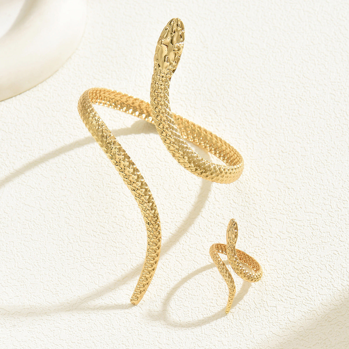 Set regolabile di bracciale e anello da donna con animali geometrici e design a serpente, gioielli da mano in lega galvanizzata