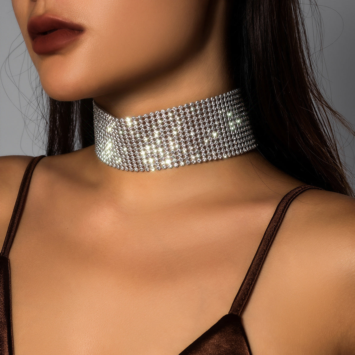 Luxury Geometric Rhinestone Inlay Plated Alloy Choker Necklace for Women
