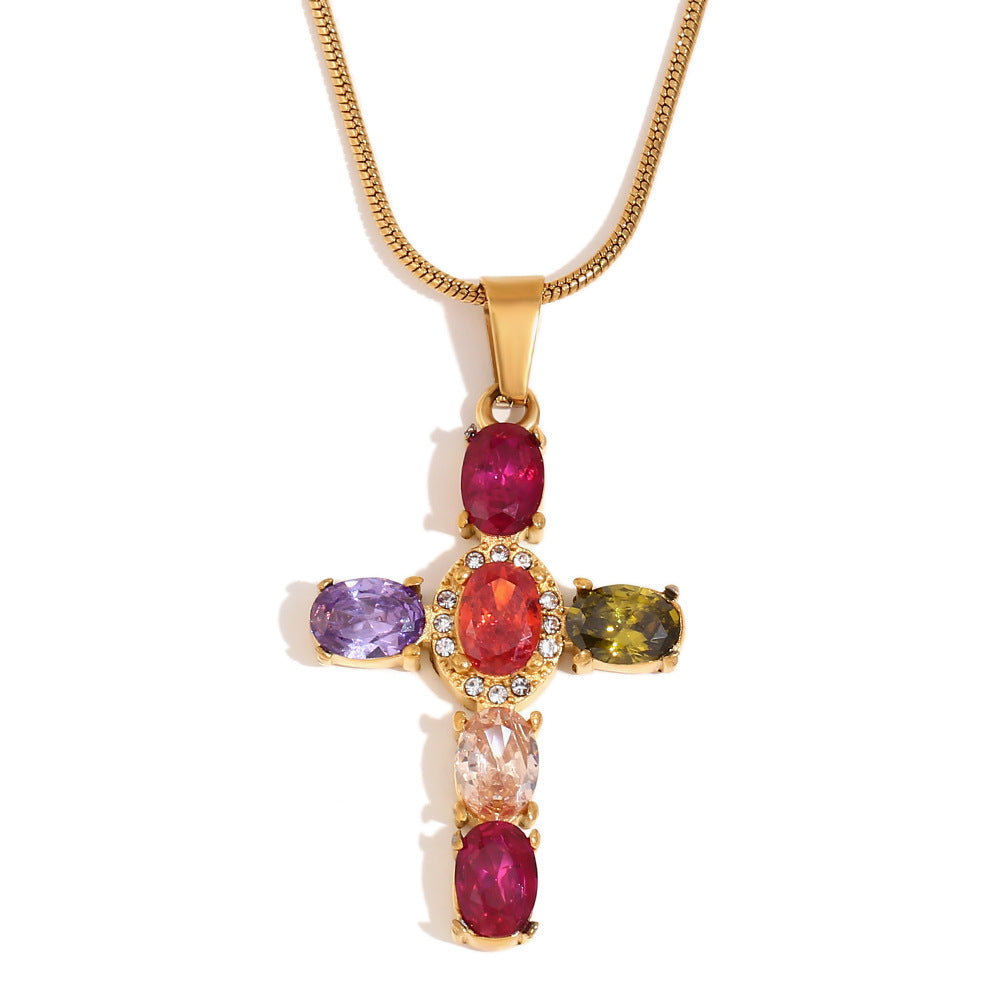 Collana bohémien vintage con ciondolo a croce in acciaio inossidabile placcato oro 18 carati e intarsi di strass colorati su catena sottile a serpente per donna