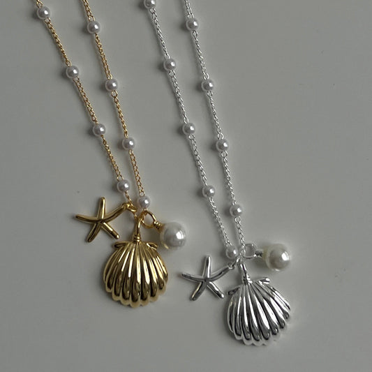 Collana con Pendente Vintage a Conchiglia in Rame Placcato Oro con Ciondolo a Conchiglia in Acciaio al Titanio, Design Minimalista Ispirato alla Spiaggia, Unisex