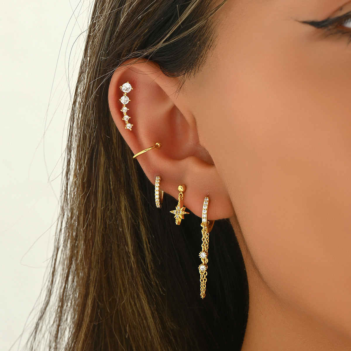 Pendientes de Cobre Minimalistas en Forma de Estrella con Incrustaciones de Circonita para Mujer, Set de Pendientes Geométricos Celestiales