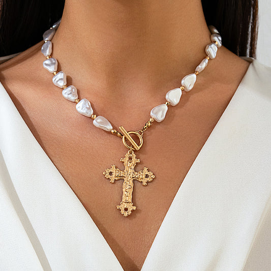 Collar asimétrico de perlas barrocas con colgante de cruz y broche OT para mujer, forma geométrica, colgante de aleación galvanizada en cadena ensartada a mano
