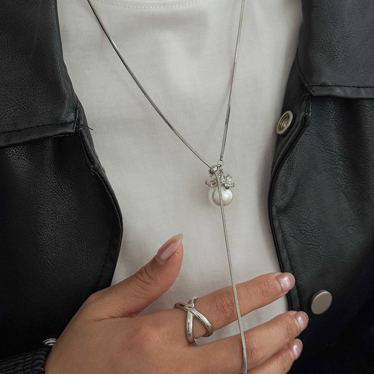 Minimalist Geometric Round Faux Pearl Pendant Stainless Steel Plated Snake Chain Necklace for Women