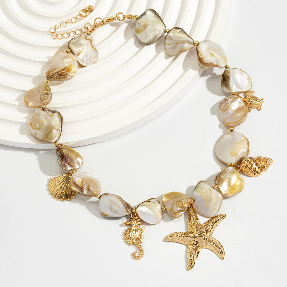 Sweet Geometric Star Shell Alloy Plated Necklace for Women