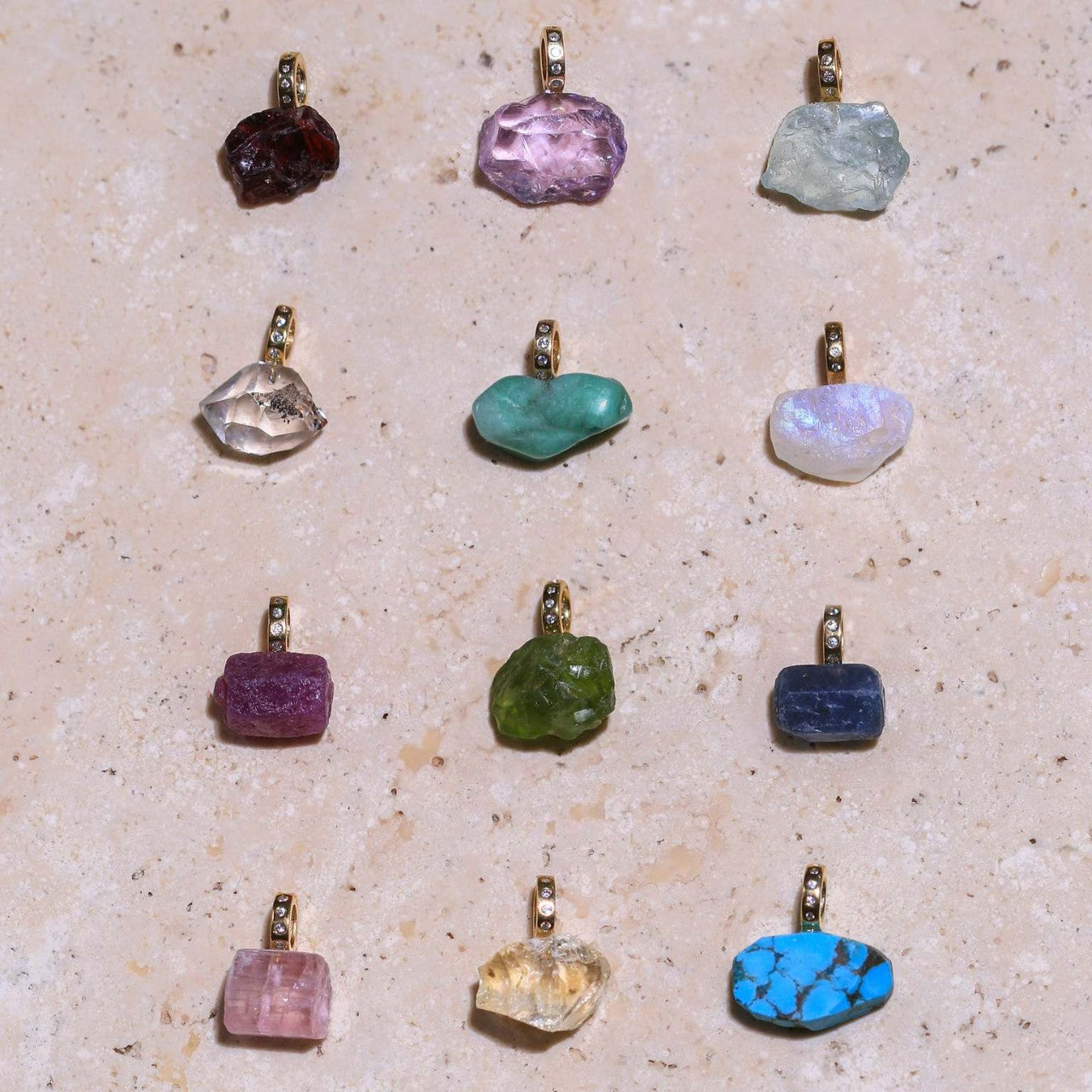 Charm Bar Fai da Te Vintage in Ottone Placcato Oro con Pietra Turchese Naturale Geometrica