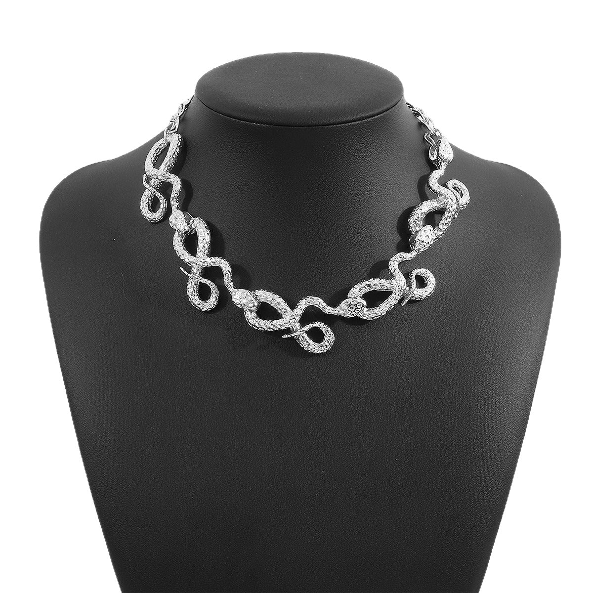 Fashionable Geometric Snake Pendant Necklace in Alloy with Electroplated Finish for Unisex Wear