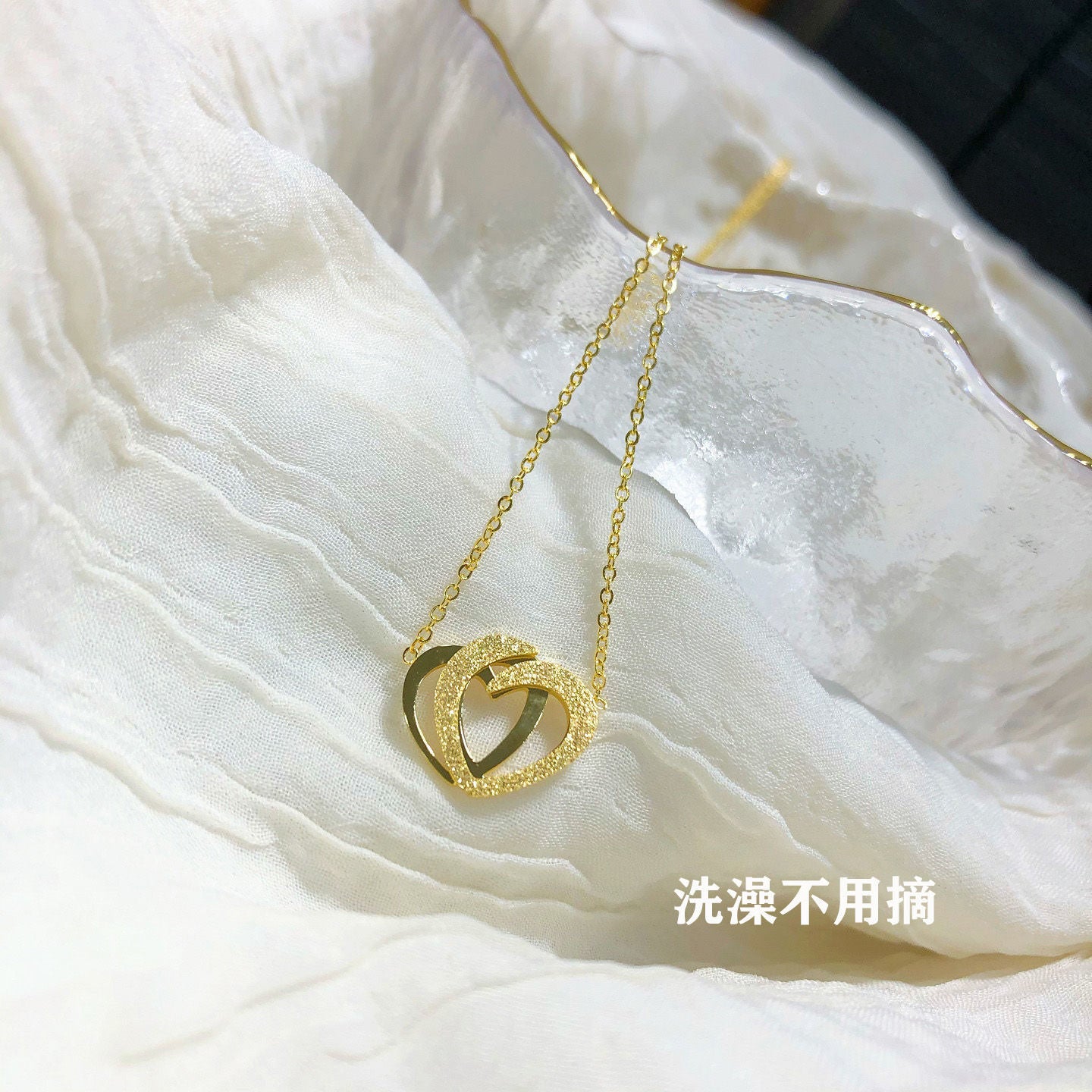 18K Gold Plated Titanium Steel Heart Pendant Necklace for Women