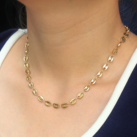 Collar minimalista geométrico de nariz de cerdo en acero inoxidable chapado en oro con acento de grano de café para mujer