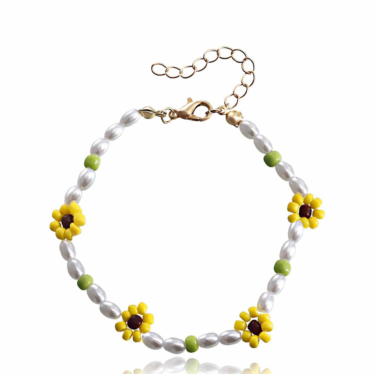 Bohemian Style Daisy Flower Beaded Bracelet for Women with Alloy Base and Electroplated Finish