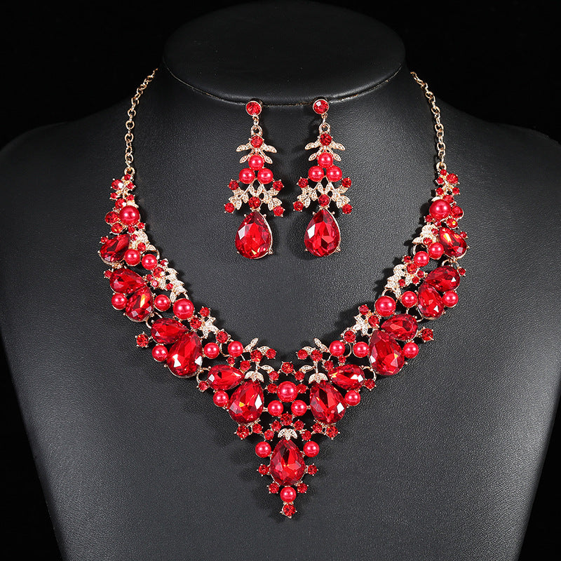 Vintage Floral Leaf Drop Necklace Set for Women Alloy Pendant with Rhodium Plating on O-Chain and Matching Earrings