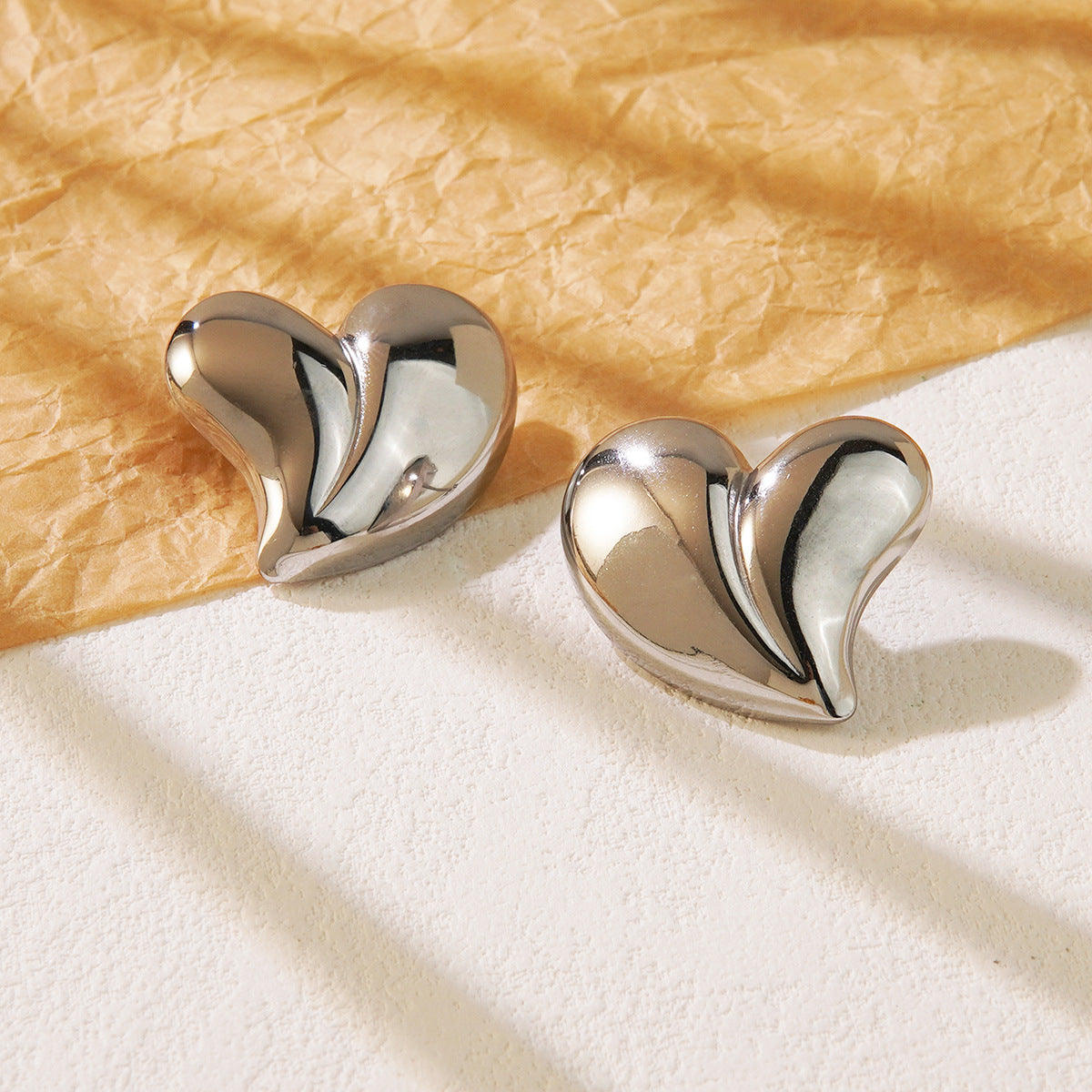 Vintage Luxury Heart Shaped Stainless Steel Stud Earrings for Women