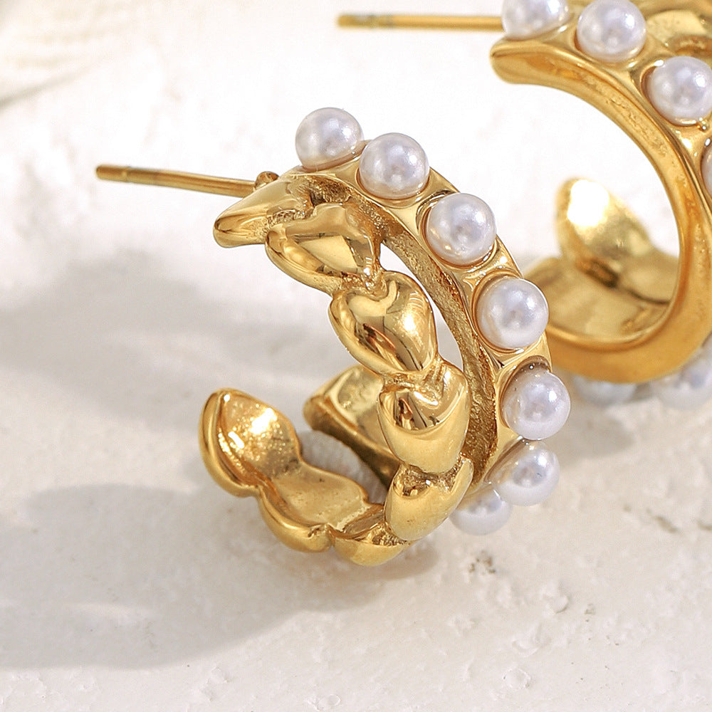 Minimalist Heart-Shaped Stainless Steel Earrings with 18K Gold Plating and Simulated Pearl Accents for Women