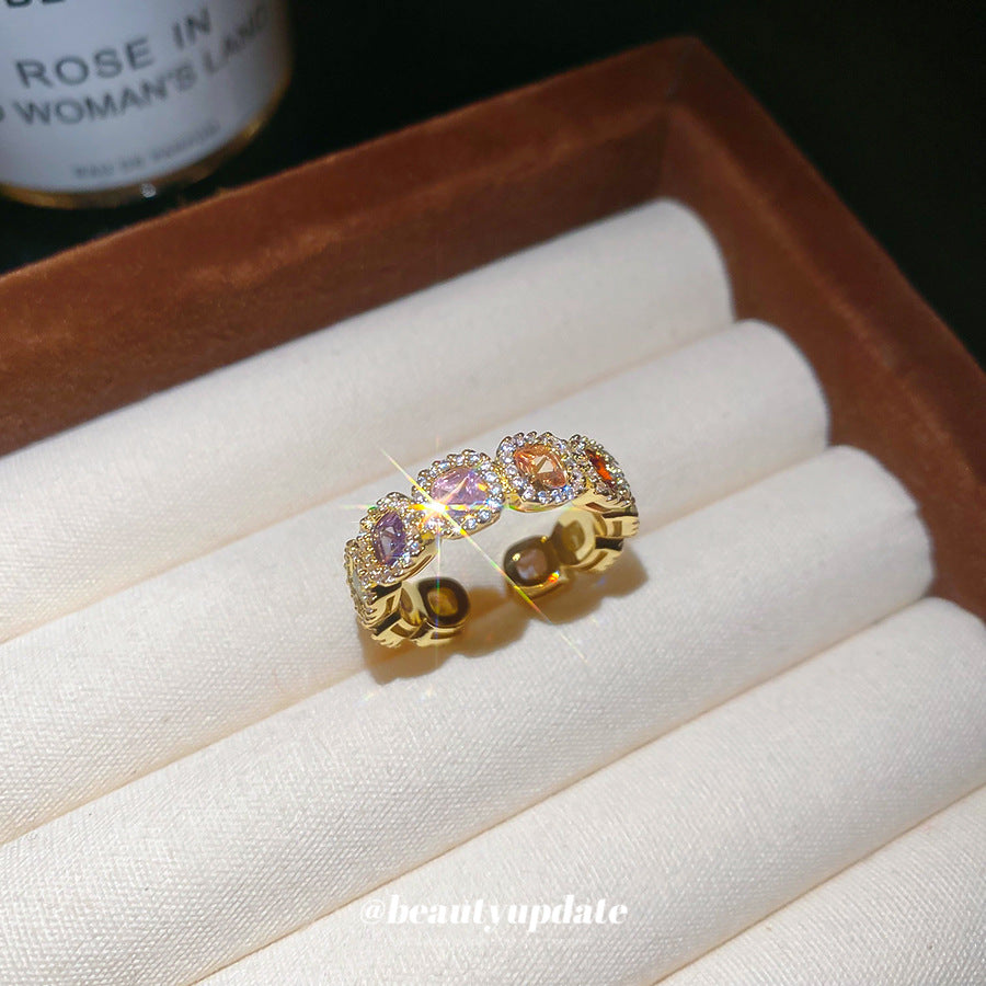 Anillo de Cobre Bañado en Oro, Geométrico Minimalista, de Cuatro Lados, con Incrustaciones de Zirconia para Mujer, Uso Diario, Estilo Lujoso, Banda para el Dedo Índice