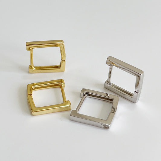 Orecchini minimalisti pendenti quadrati in argento sterling 925 con intarsio in zirconi placcati oro