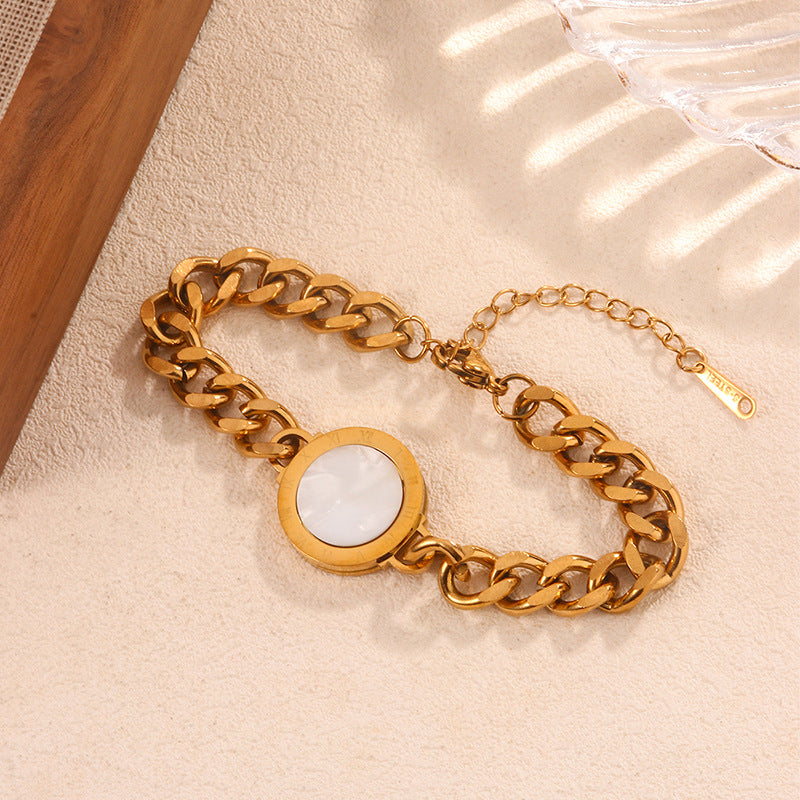 Fashion Business Round Geometric Plated Stainless Steel Pendant Necklace Cuban Link Chain for Women